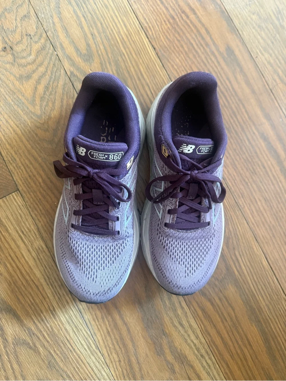New Balance Women’s Running Shoes - Fresh Foam x 860 - Lightly Worn - Purple